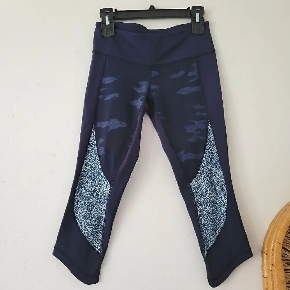 Lululemon Sashiko Wunder Under Crop Pants 6 Navy Blue Camo